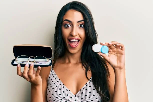 The Ultimate Guide to Modern Eye Care: From Daily Contact Lenses to Blue Light Protection