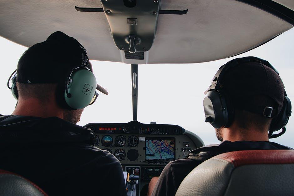Professional Helicopter Flight Training for Aspiring Pilots