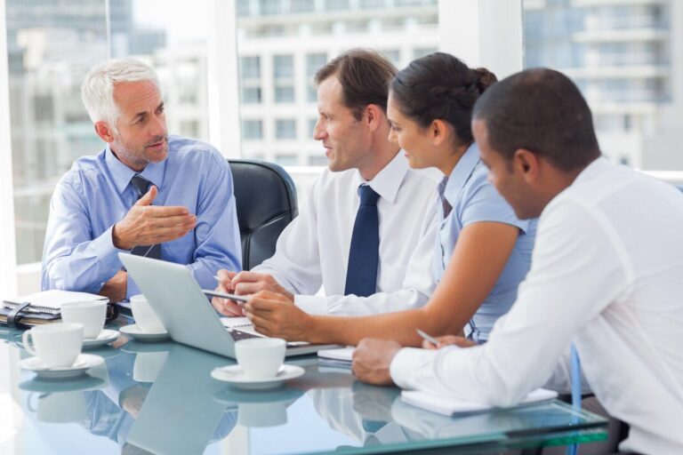 A Complete Guide to Fractional CFO Services for Businesses