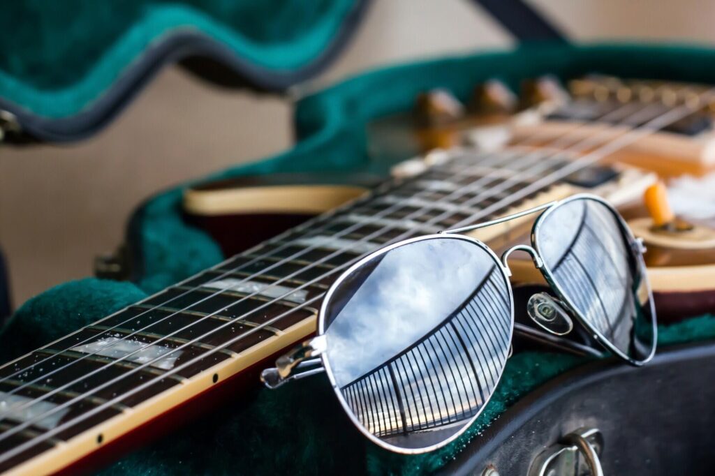 A Complete Guide to Sunglasses Styles and Options for Every Look