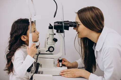 6 Signs Your Child Needs an Eye Exam