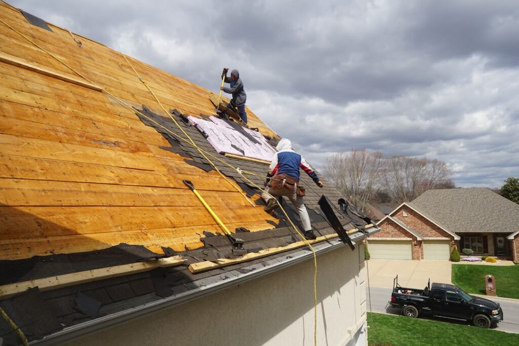 Balancing Quality and Cost in Repairing Damaged Roofs