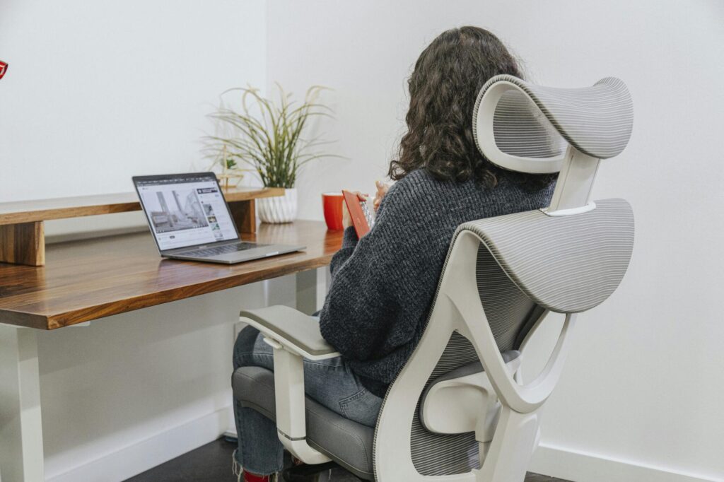 Enhancing Workplace Productivity with Ergonomic Furniture