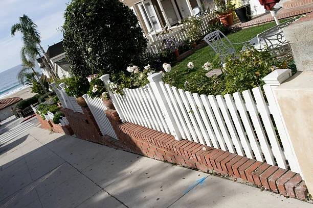 fencing services in Los Angeles