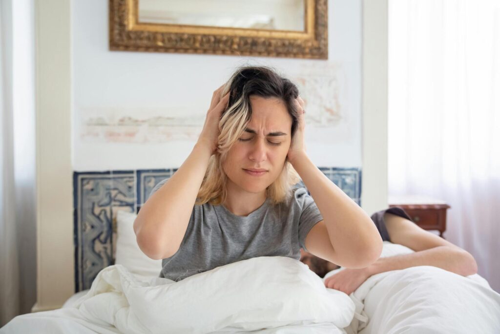 Understanding Headache vs Migraine: Clues Your Body Is Sending
