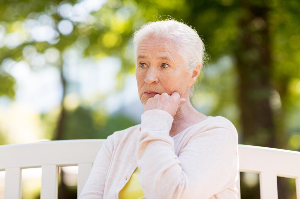 Choosing the Right Care Options for Seniors with Alzheimer's Disease