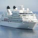 Exploring the Best Galapagos Cruises and Private Charter Choices