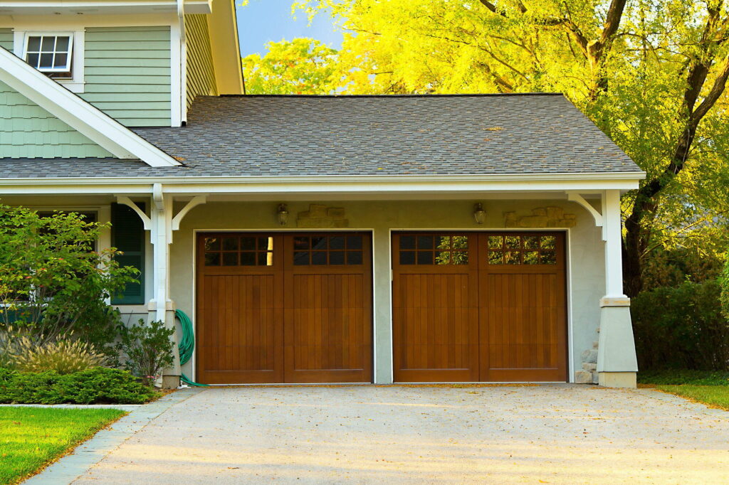 Signs Your Overhead Entry System in Garage Needs Immediate Service