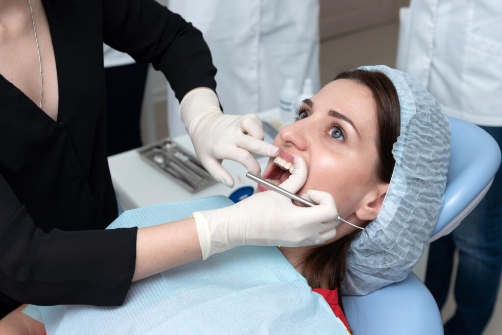 Tooth Replacement Costs Explained: Implants, Bridges, Dentures